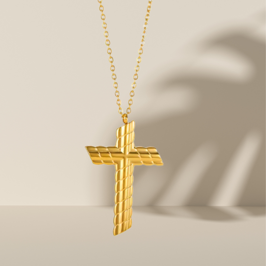 Collier croix chrétienne